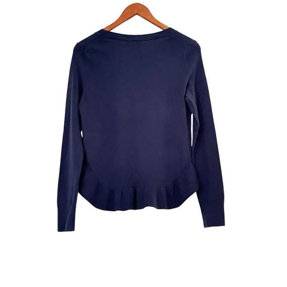 Gap Women's Ruffle Hem Sweater Sz XS Navy Classic Crewneck Feminine Romantic - Picture 2 of 8